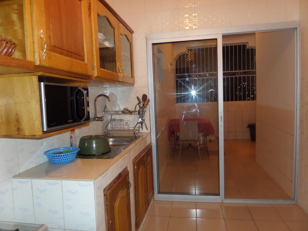 Toundalia Residence Yaoundé Quarto foto