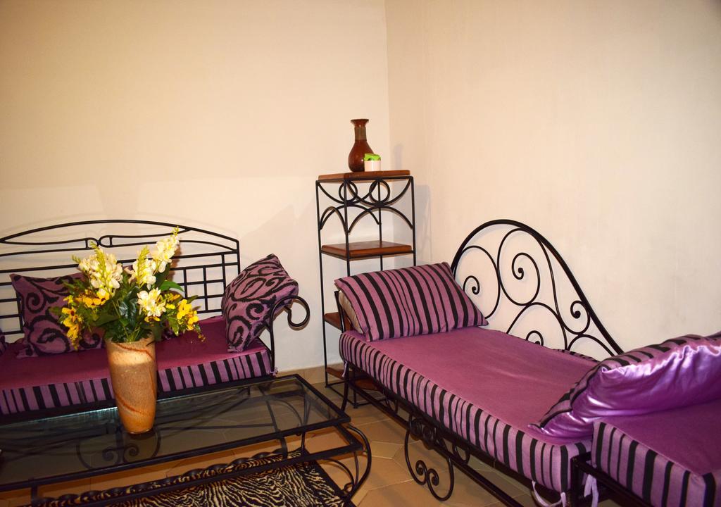 Toundalia Residence Yaoundé Quarto foto
