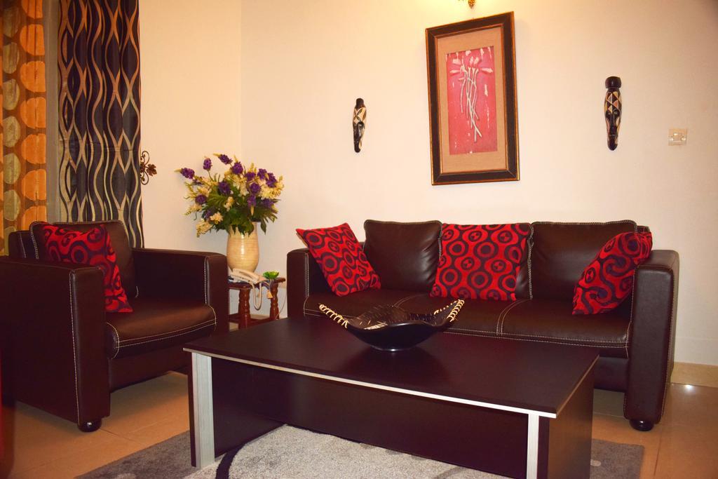 Toundalia Residence Yaoundé Quarto foto